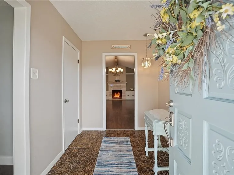 6826 Sahara Dr — Photo 4