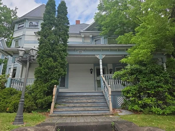 1003 Graham Ave, Windber, PA 15963