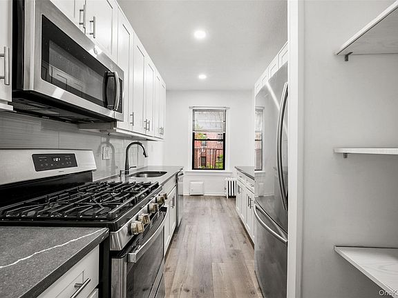 5th image of 663 Locust Street #5D