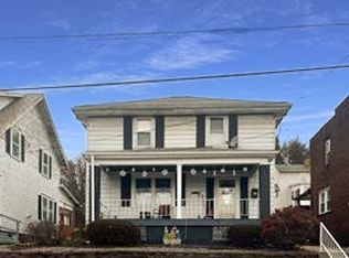 714 6th St, Beaver, PA 15009