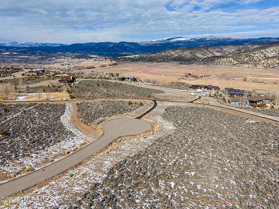 4th image of 60 Prospect Peak Rd