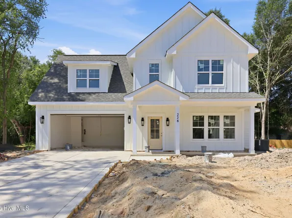 228 Telluride Court, Aberdeen, NC 28315