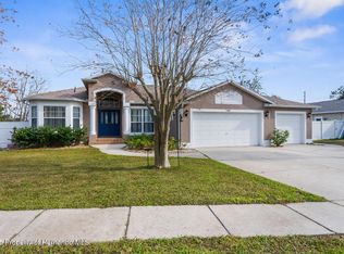 7448 Mengi Cir, New Port Richey, FL 34653