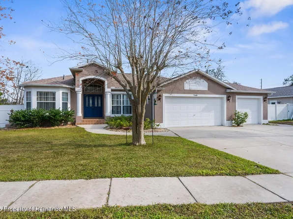 7448 Mengi Cir, New Port Richey, FL 34653