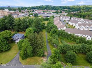 102 Van Rensselaer Blvd #96, Albany, NY 12204