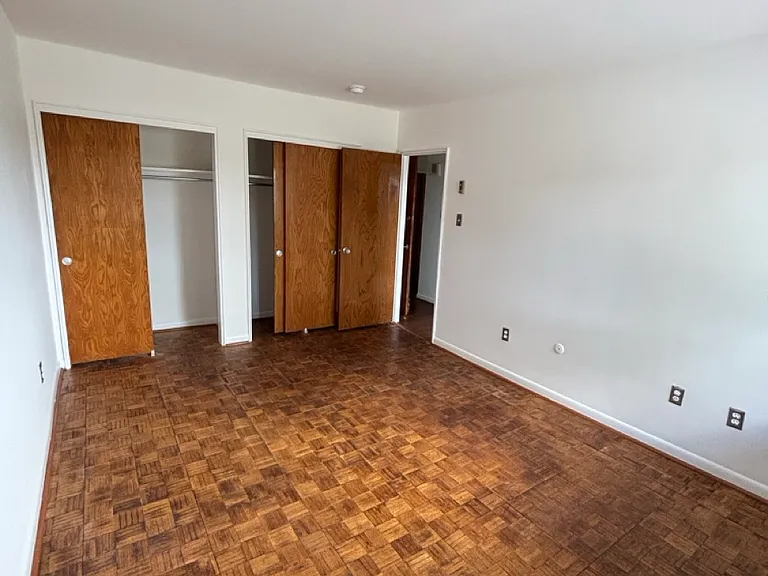650 Brooke Rd — Photo 9