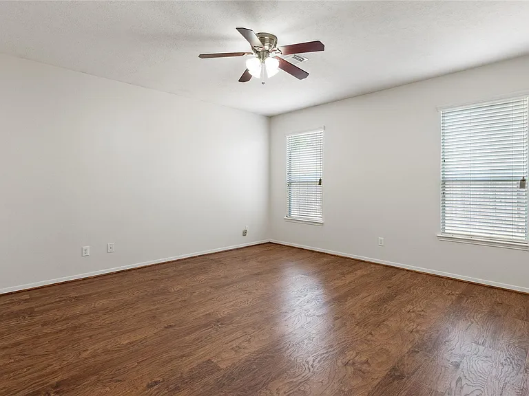 7814 Yaupon Ranch Ct — Photo 21