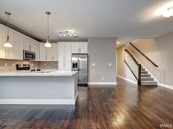 5th image of 4302 N Cypress Ln