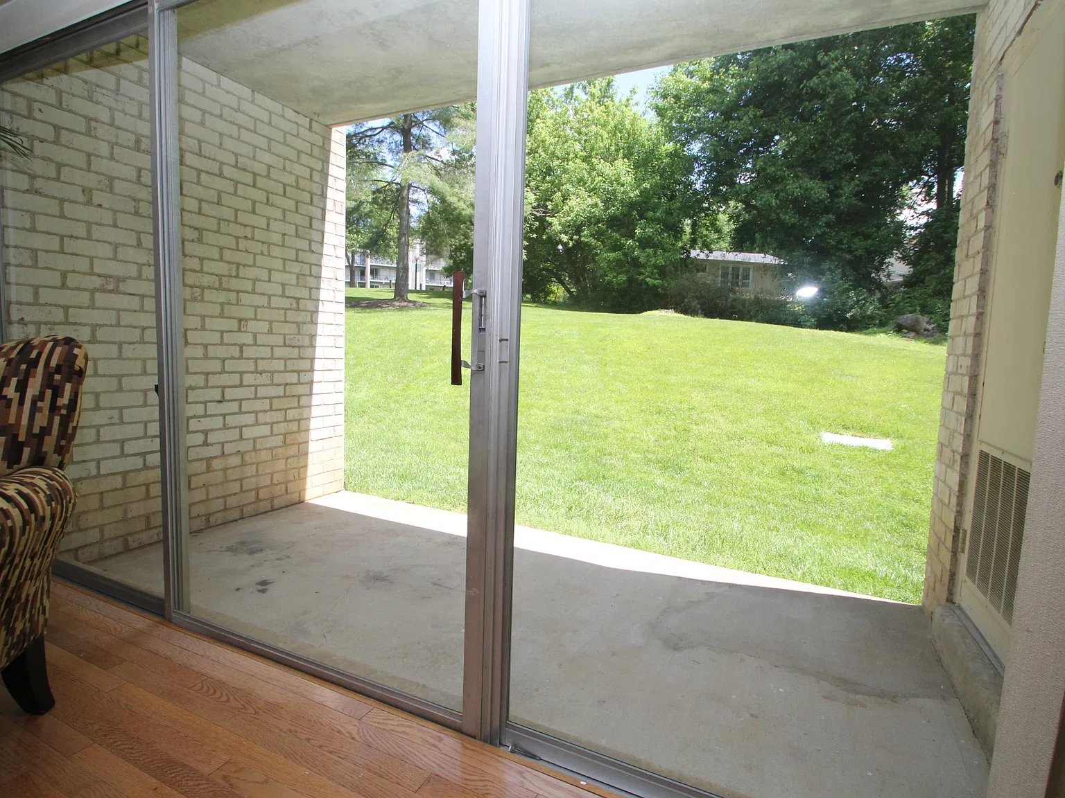 2 bed, 1007 sqft, $2,195 — Photo 4