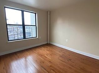 1025 Leggett Ave APT 3D, Bronx, NY 10455