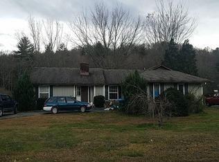 80 Warlick Rd, Mills River, NC 28759