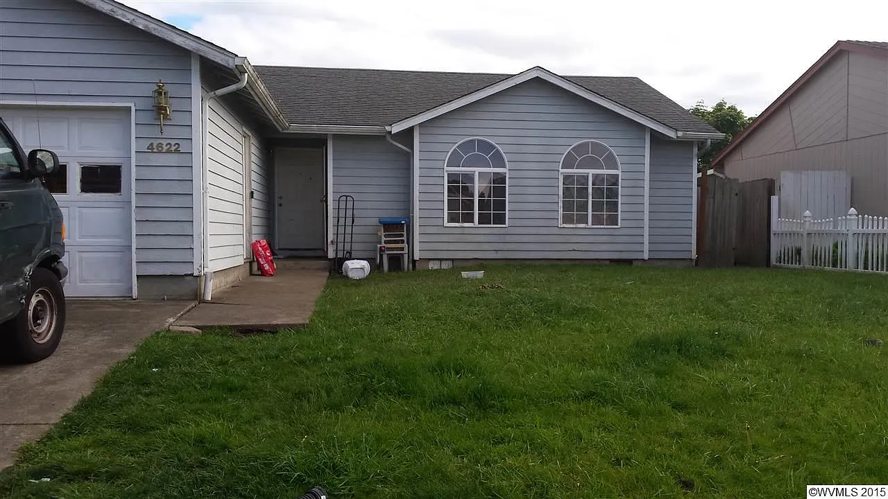 4622 Cherrytree Ct SE photo 1