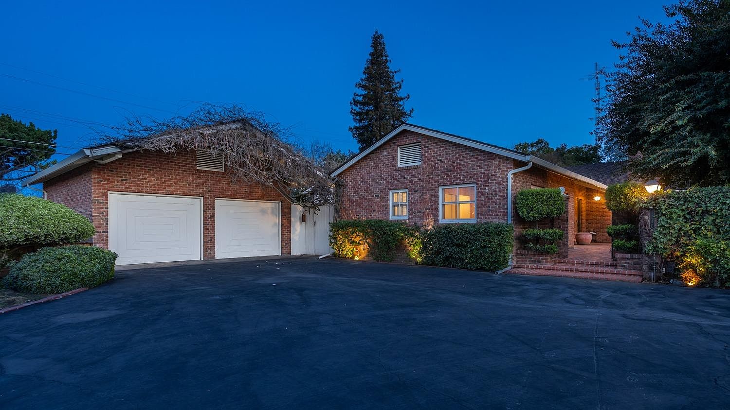 1240 Magnolia Ave, Modesto, CA 95350 Zillow