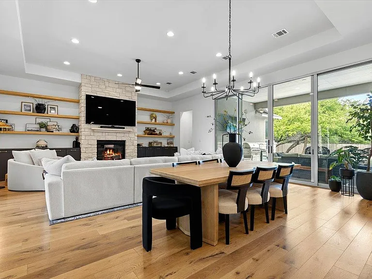 101 Onion Creek Ln — Photo 10