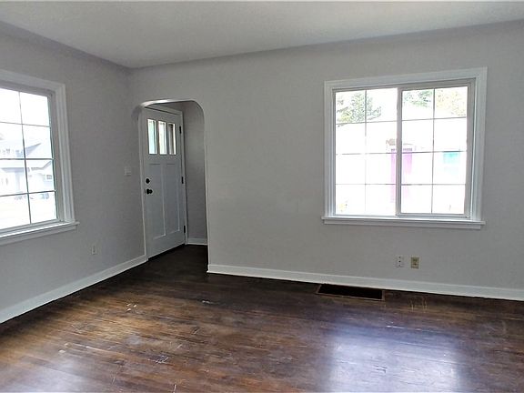 2nd image of 2304 W Buckeye Ave