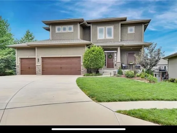 17294 S Conley St, Olathe, KS 66062