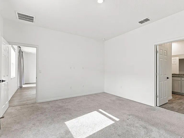 1261 SW Curry St — Photo 20