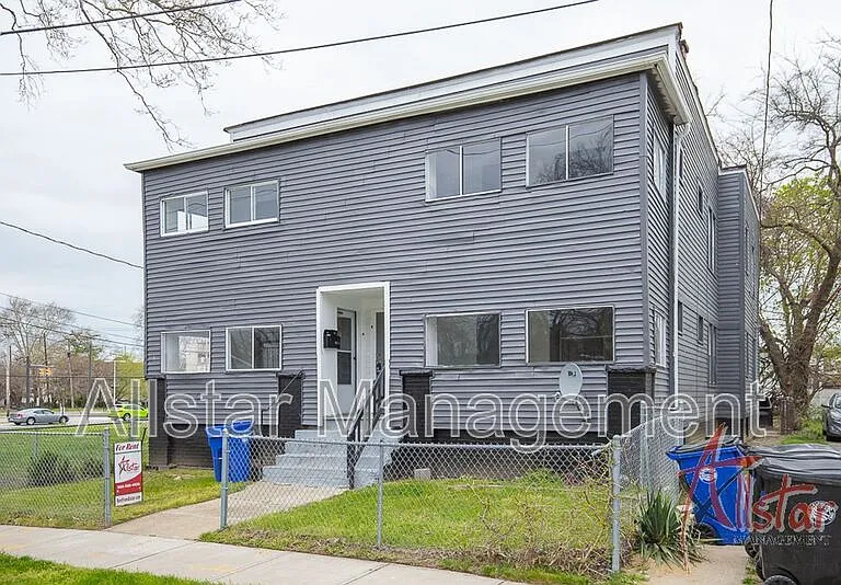13815 Idarose Ave #1 — Photo 16