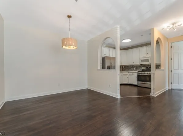 141 Limerick Ln, Lopatcong Twp., NJ 08865