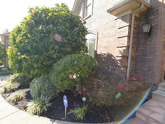 4th image of 2609 Red Leaf Dr