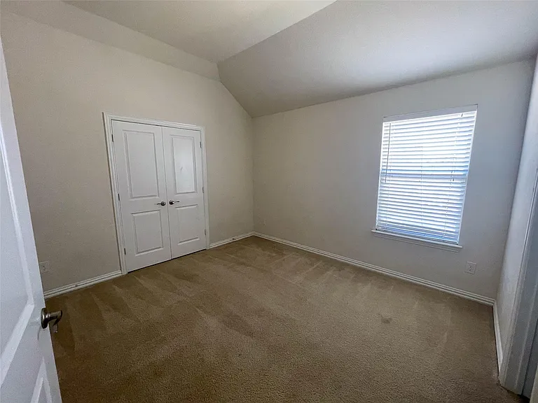 723 Callaway Dr — Photo 13