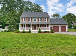 742 Sharps Lot Rd, Swansea, MA 02777