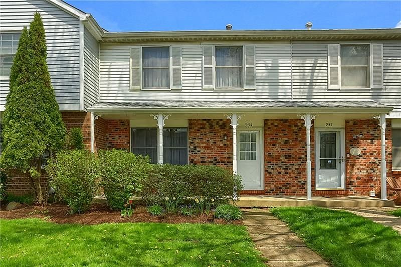 1st image of 934 Lynwood Ct