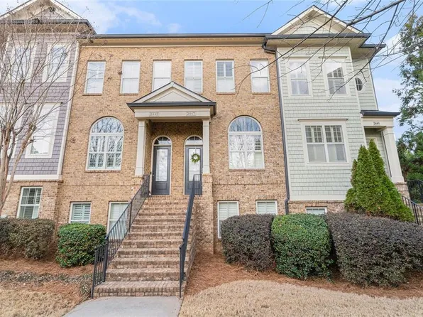 2447 Gatebury Cir, Chamblee, GA 30341