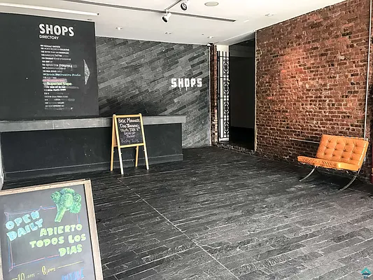 Rented by EXR | media 24