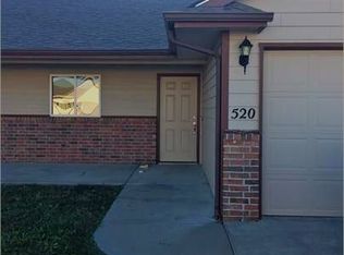 520 Stonemont Dr #1, Manhattan, KS 66503