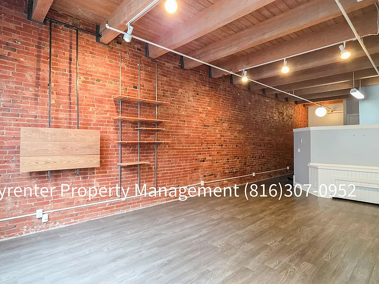 700 Broadway Blvd #308 — Photo 24