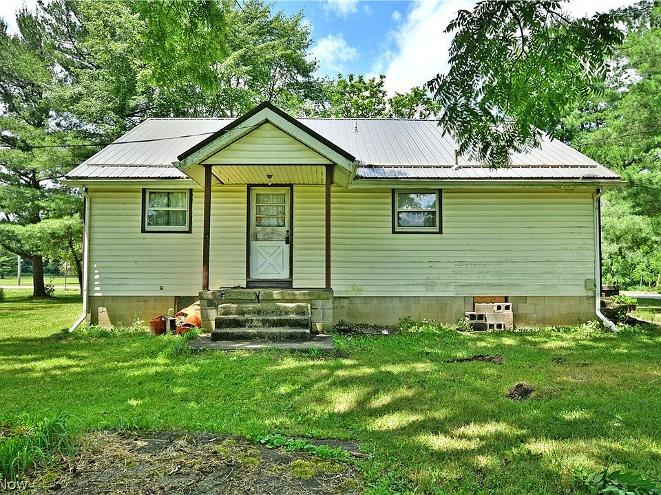 1st image of 3521 Goldner Ln SW