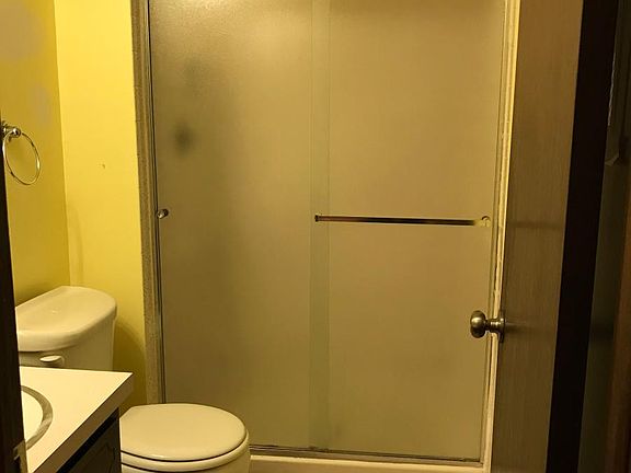 5th image of 10320 Mason Ave APT 1