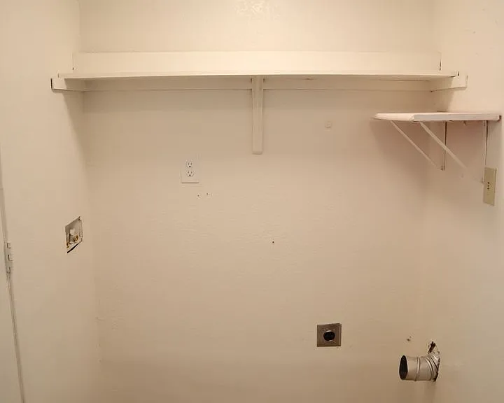 4241 Plaza Oro Loma #B — Photo 6