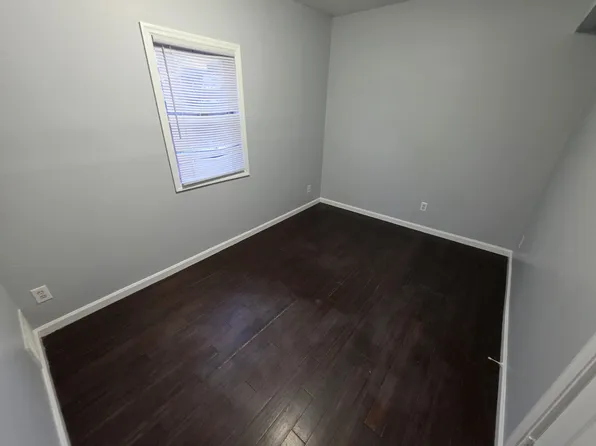 15 Webster St, Newark, NJ 07104