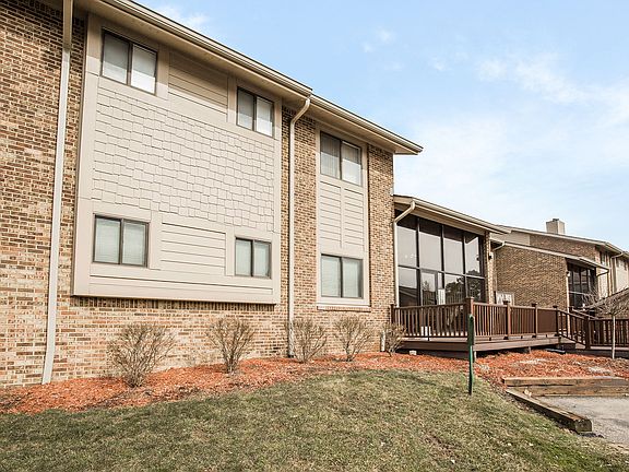 3rd image of 11747 Sycamore Dr #12