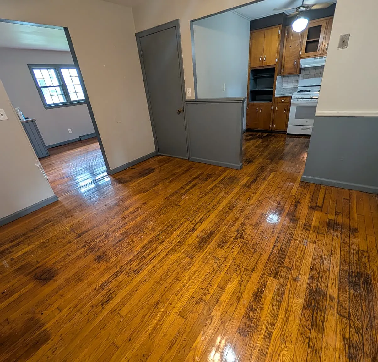 3 bed, $2,425 — Photo 3