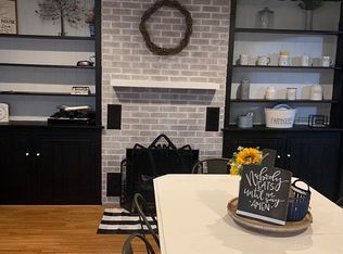 234 Francis Dr, Decatur, IL 62522