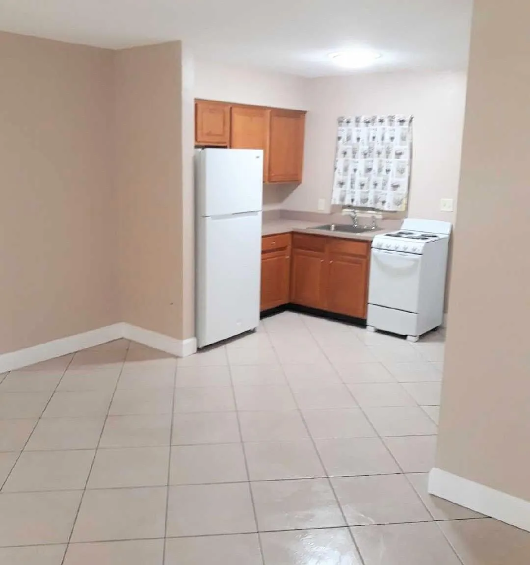 Studio, 600 sqft, $1,350 — Photo 1