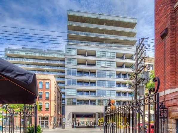 478 King St W, Toronto, ON