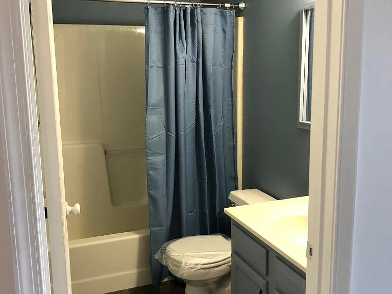 835 E King St #835 — Photo 27