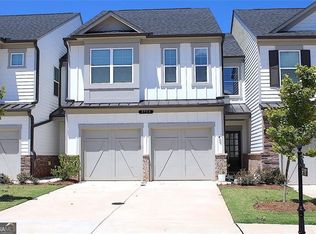 5790 Thornton Dr, Cumming, GA