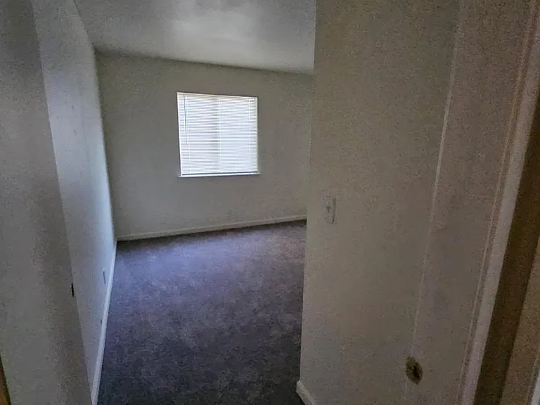 1048 Jean Ave — Photo 5