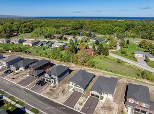 8 Misty Ridge Rd, Wasaga Beach, ON L9Z 0G8