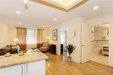 Rented by (Legacy) Elegran
