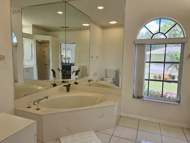 1578 Vermeer Dr — Photo 37