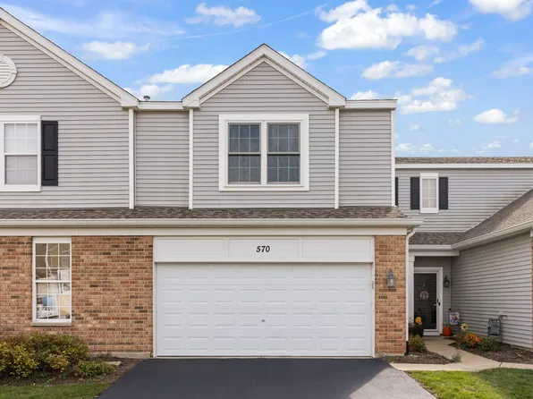 570 Springbrook Trl N, Oswego, IL 60543