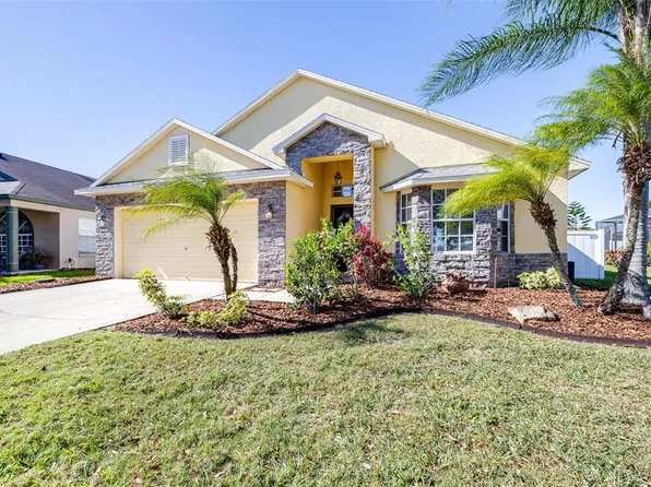 8426 Canterbury Lake Blvd, Tampa, FL 33619