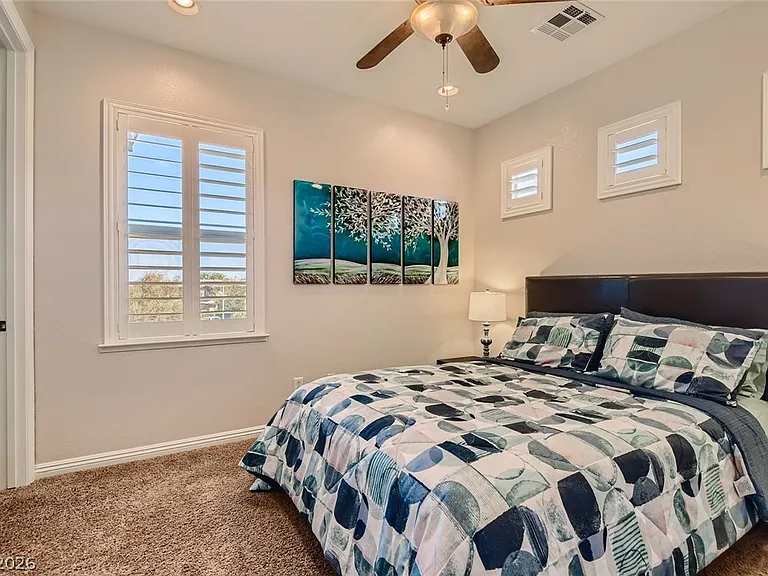 1041 Baronet Dr — Photo 29