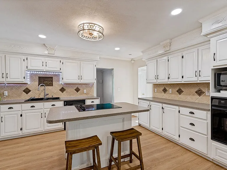 1020 Winningkoff Rd — Photo 10